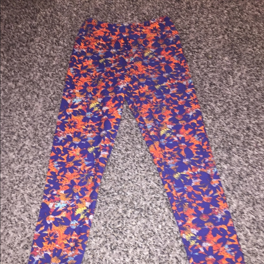 Lula roe leggings; size tween